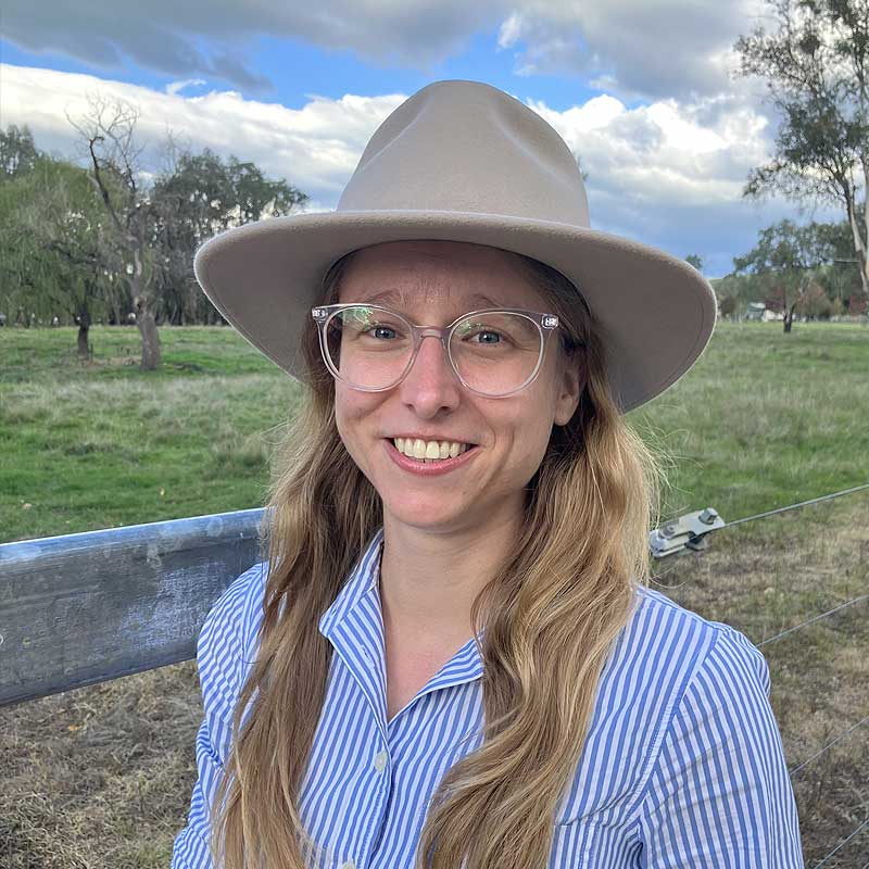 Hooves, Health and Higher Degrees – Natalie Vear